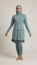 Hijab-Friendly Athletic Hood in Eucalyptus Mist