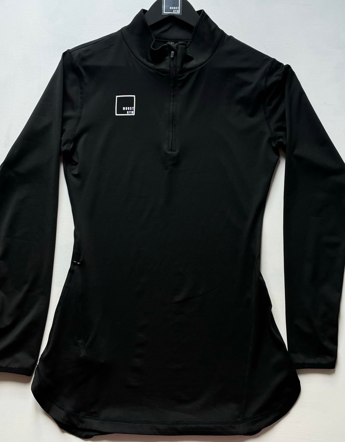 Modst black half zip